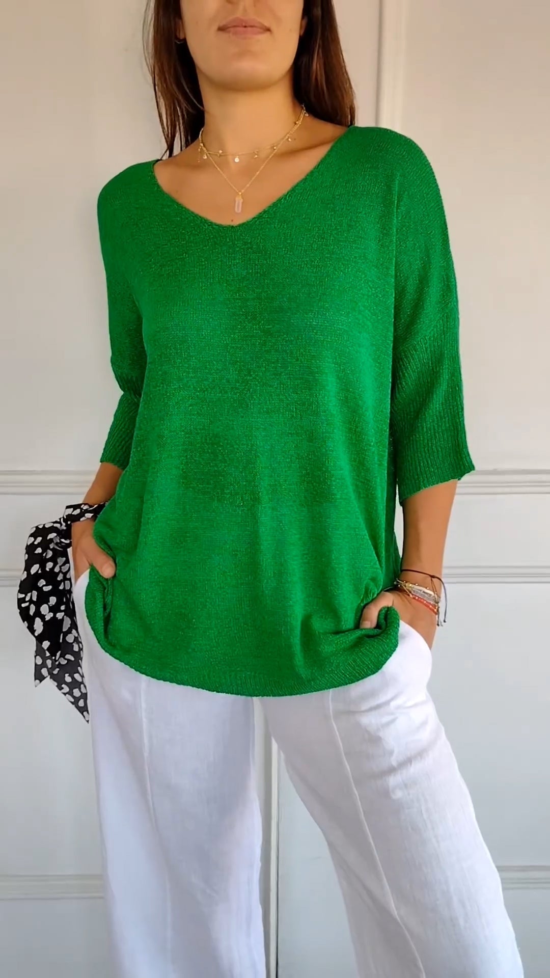 Laura V-Neck Light Knit Sweater