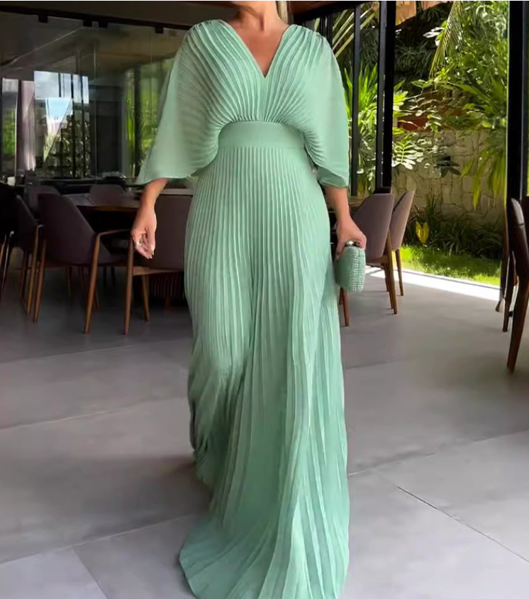 Adriana - Elegant Maxi Dress