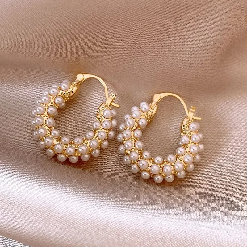 Leticia Pearl Hoop Earrings