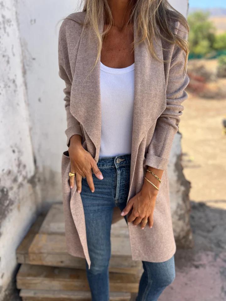 Nela Elegant Cardigan