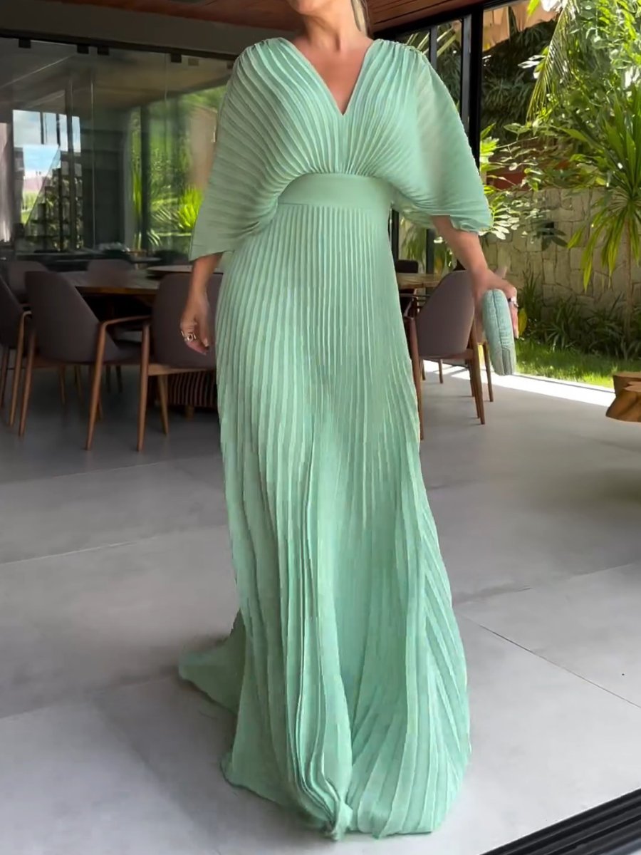 Adriana - Elegant Maxi Dress